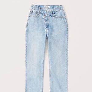 A&F Curve Love High Rise Dad Jeans